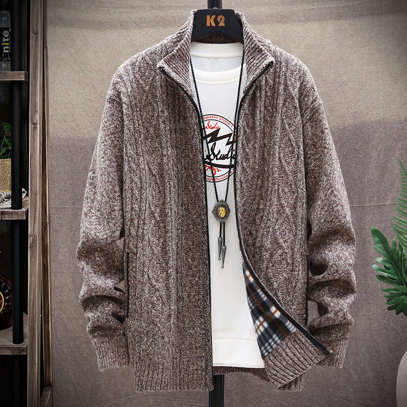 Herren Strickjacke mit Kunstlederdetails und hohem Kragen