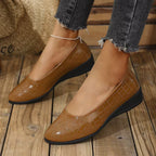 Damen Komfortable Wedge-Pantoletten mit elegantem Kunstleder-Obermaterial