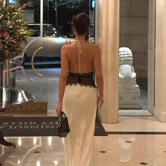 Damen Elegantes Maxikleid mit tiefem V-Ausschnitt und zarter Spitzenverzierung R&B