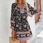 Damen Sommerliches Blumenkleid mit V-Ausschnitt und Raffungen R&B