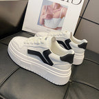 Damen Plateau-Sneaker mit stylischem Kontrastdetails und komfortabler Dämpfung R&B