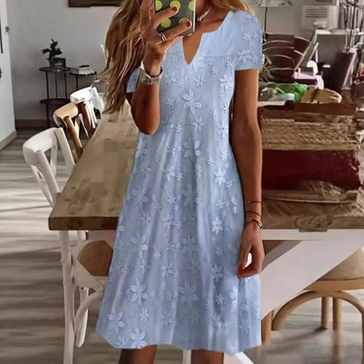 Damen Freizeitkleid mit floralem Stickdesign und V-Ausschnitt R&B