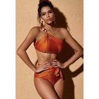 Damen Bikini-Set mit asymmetrischem Oberteil und elegantem Wickelrock R&B
