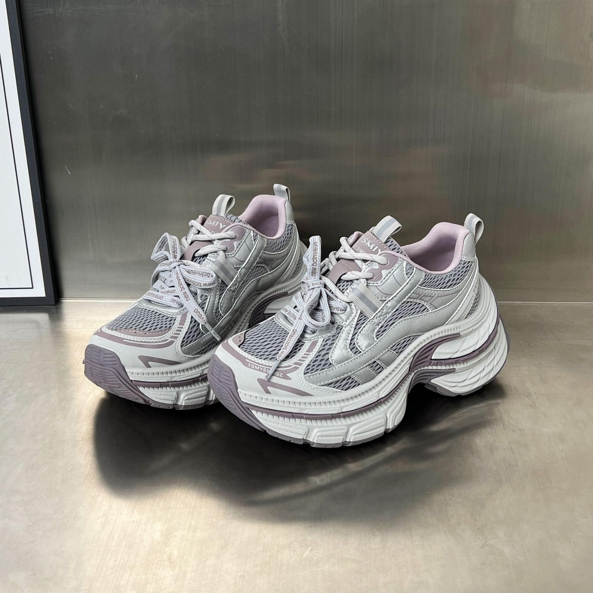Damen Sportliche Fitness-Sneaker mit überlegener Dämpfung und atmungsaktiver Struktur R&B