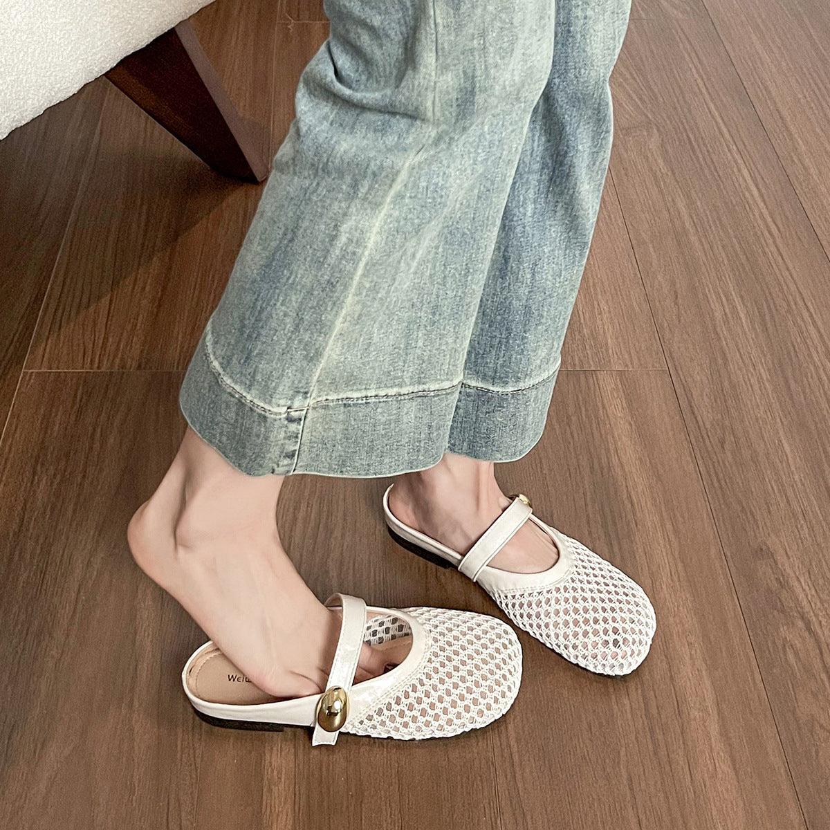Damen Slip-On Clogs mit modischem Netzdesign und dekorativem Verschluss