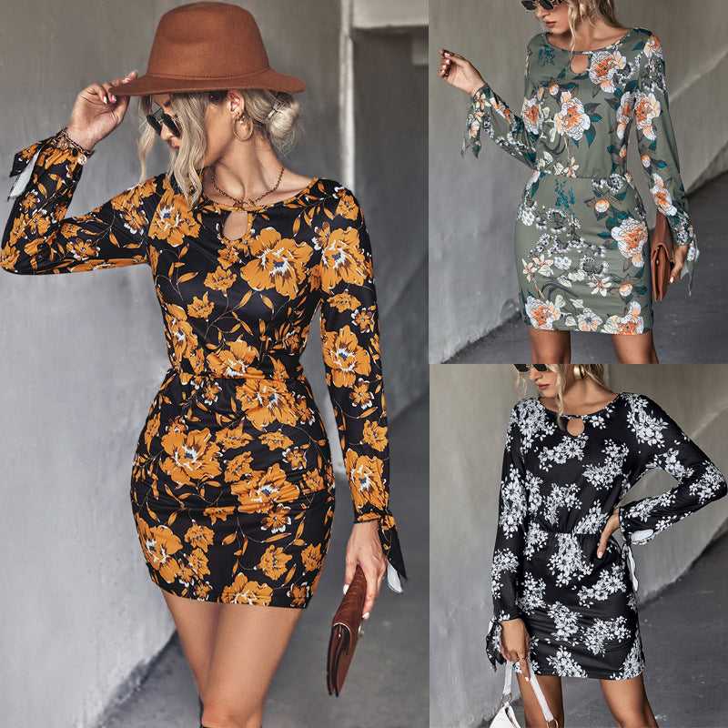 Damen Minikleid mit floralem Design und eleganten Ärmeldetails R&B