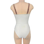 Damen Einteiliger Badeanzug mit raffinierten Drapierungsdetails und elegantem Schmuckelement R&B