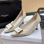 Damen elegante Pumps mit modernem Schmuckdetail R&B