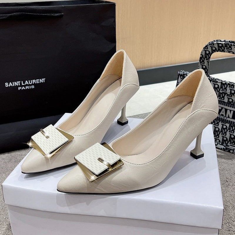 Damen elegante Pumps mit modernem Schmuckdetail R&B