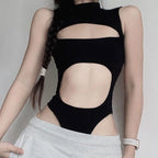 Damen Sportlicher Badeanzug mit hohem Kragen und raffiniertem Cut-Out R&B