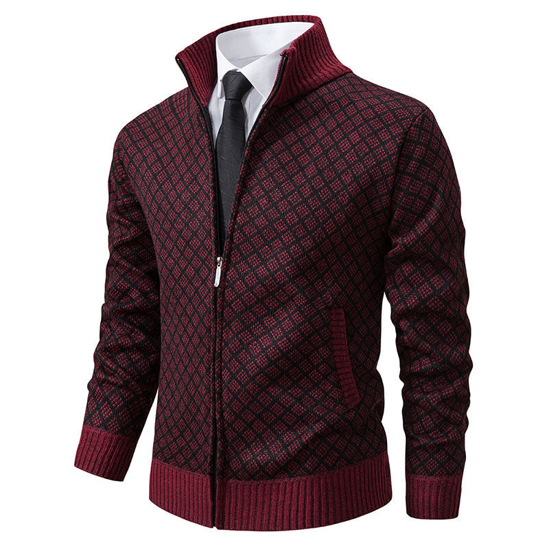 Herren Strickjacke mit modernem Zopfdesign und hohem Stehkragen R&B