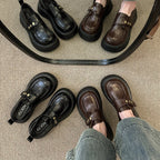 Damen modische Slide-On Clogs mit elastischem Riemen und robustem Sohlenprofil R&B