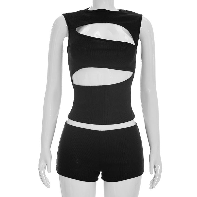 Damen modisches Oberteil mit angeschnittenen Details und passenden Shorts R&B