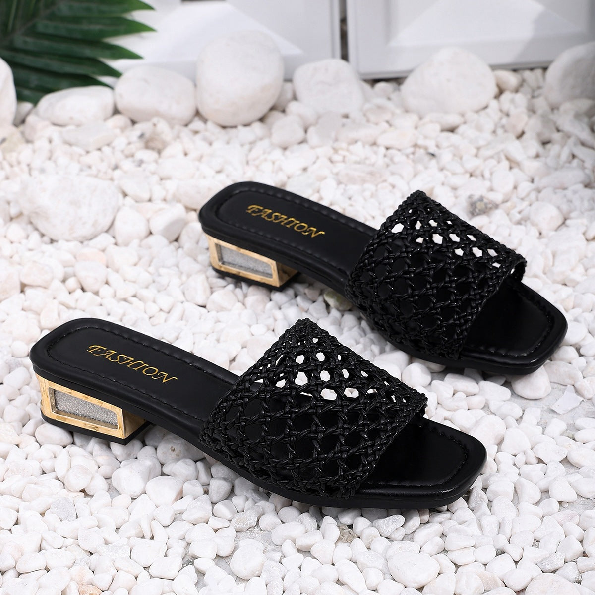 Damen Offene Mules mit geflochtenem Riemendesign R&B
