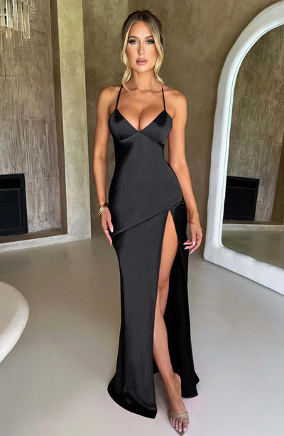 Damen Elegantes Maxikleid mit tiefem Schlitz und zarten Spaghettiträgern R&B