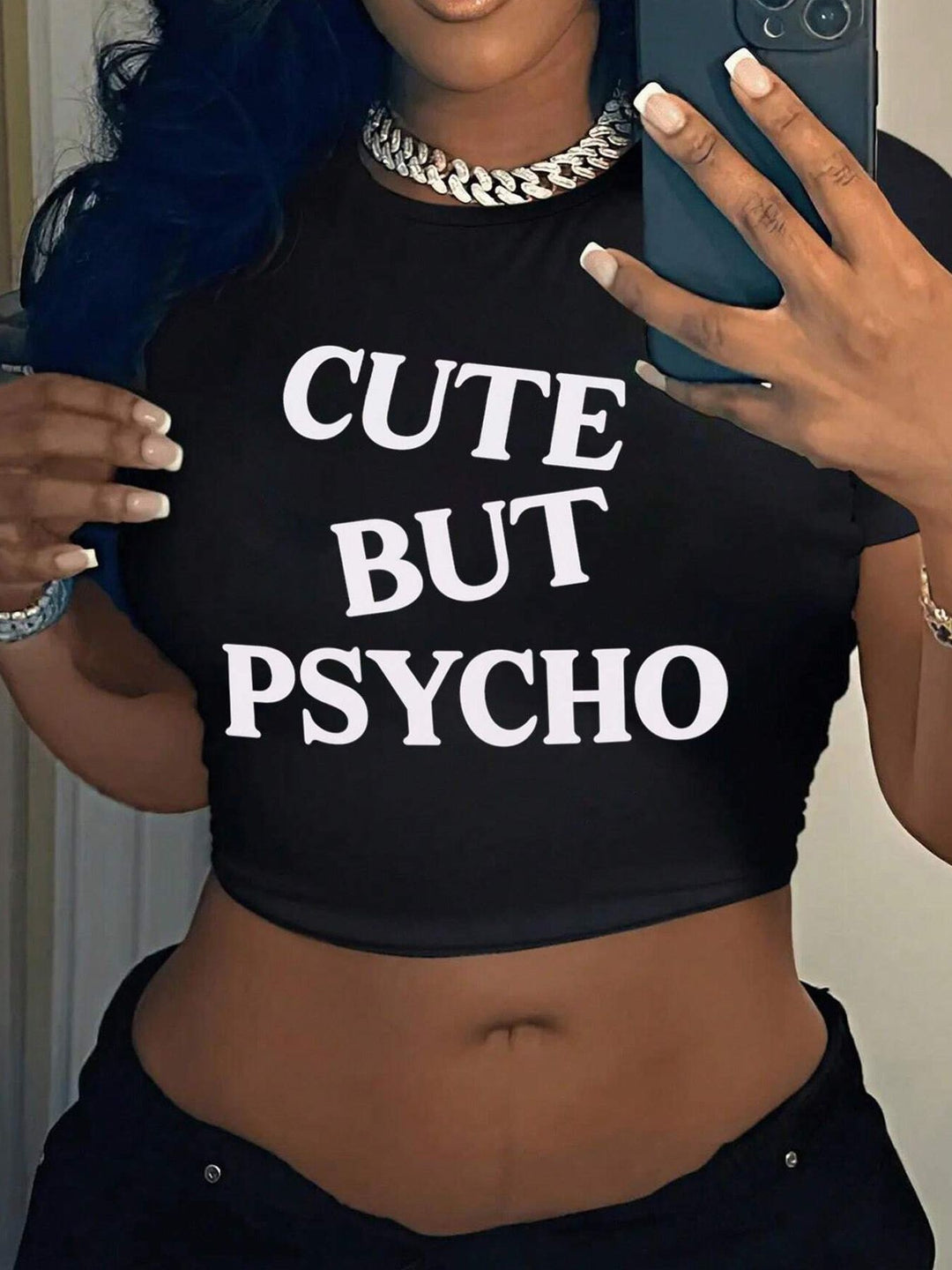 Damen Crop-T-Shirt mit inspirierendem Aufdruck und figurbetontem Schnitt R&B