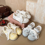 Damen Sneaker mit romantischem Spitzen-Schnürsystem