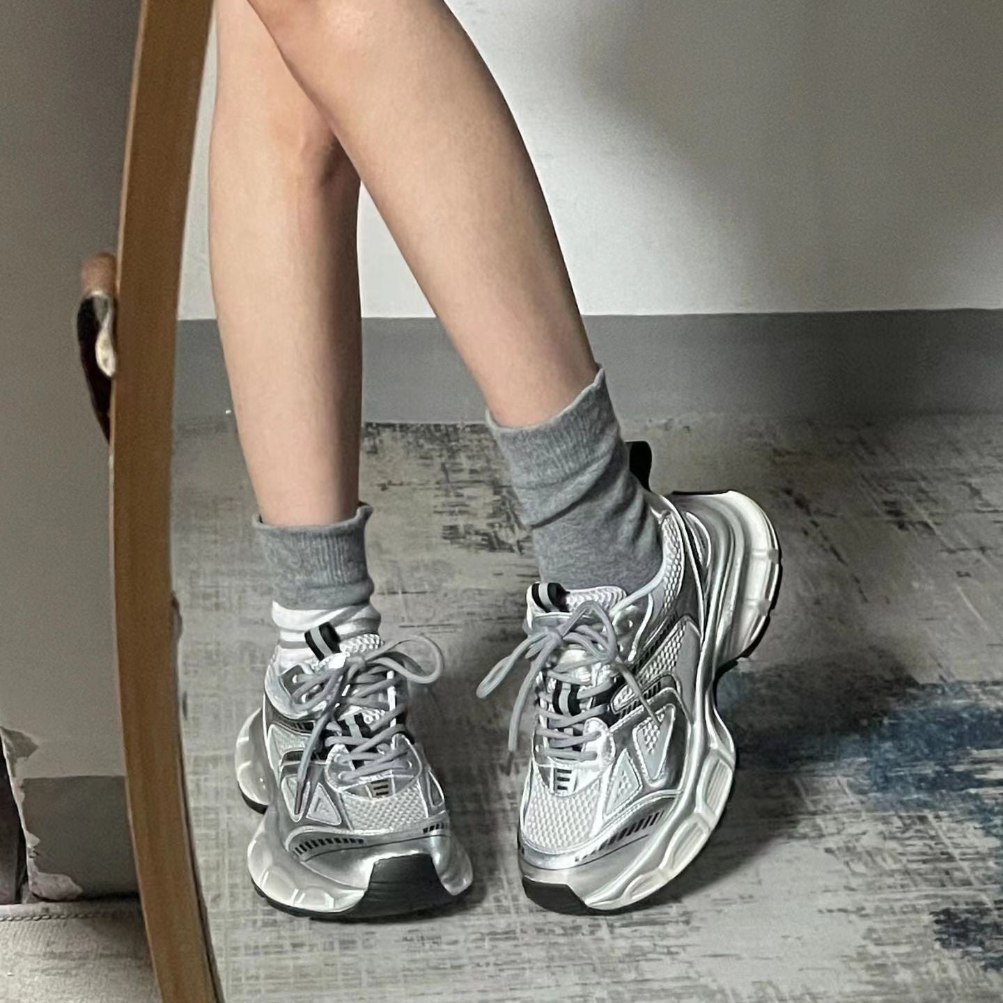 Damen Sportliche Laufschuhe mit dämpfender Sohle und atmungsaktiven Mesh-Einsätzen R&B