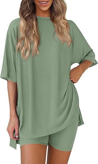 Damen Lässiges Lounge-Set mit übergroßem Oberteil und kurzen Hosen R&B