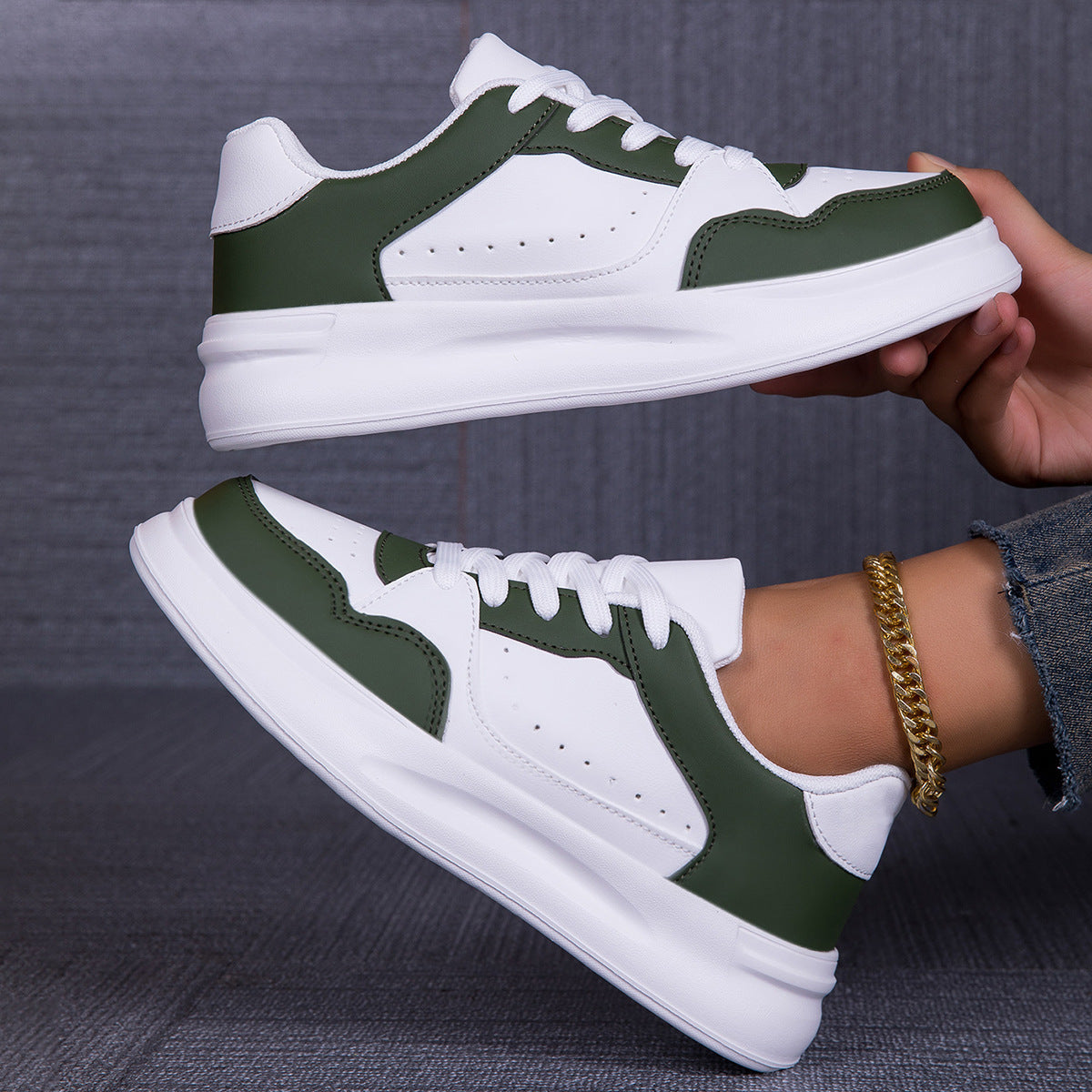 Damen Sneakers mit kontrastierenden Farbakzenten und dämpfender Sohle