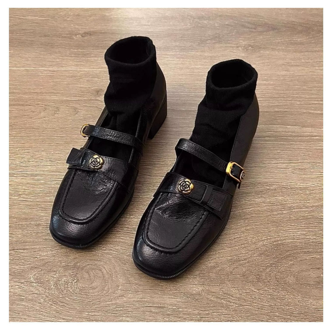 Damen Mokassins mit elegantem Riemen und luxuriösem Metall-Detail R&B