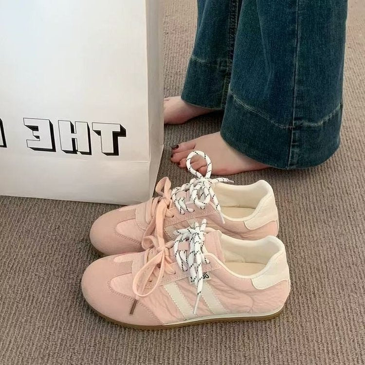 Damen Sneakers im sportlichen Retro-Stil mit atmungsaktiver Oberflächenstruktur R&B