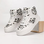 Damen Sneaker mit modischem Leopardenmuster und hoher Sohle