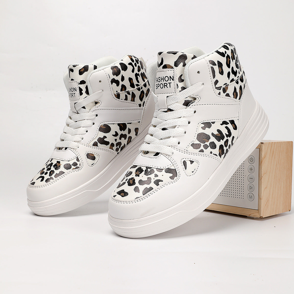 Damen Hochmodische Sneaker im Leoparden-Design