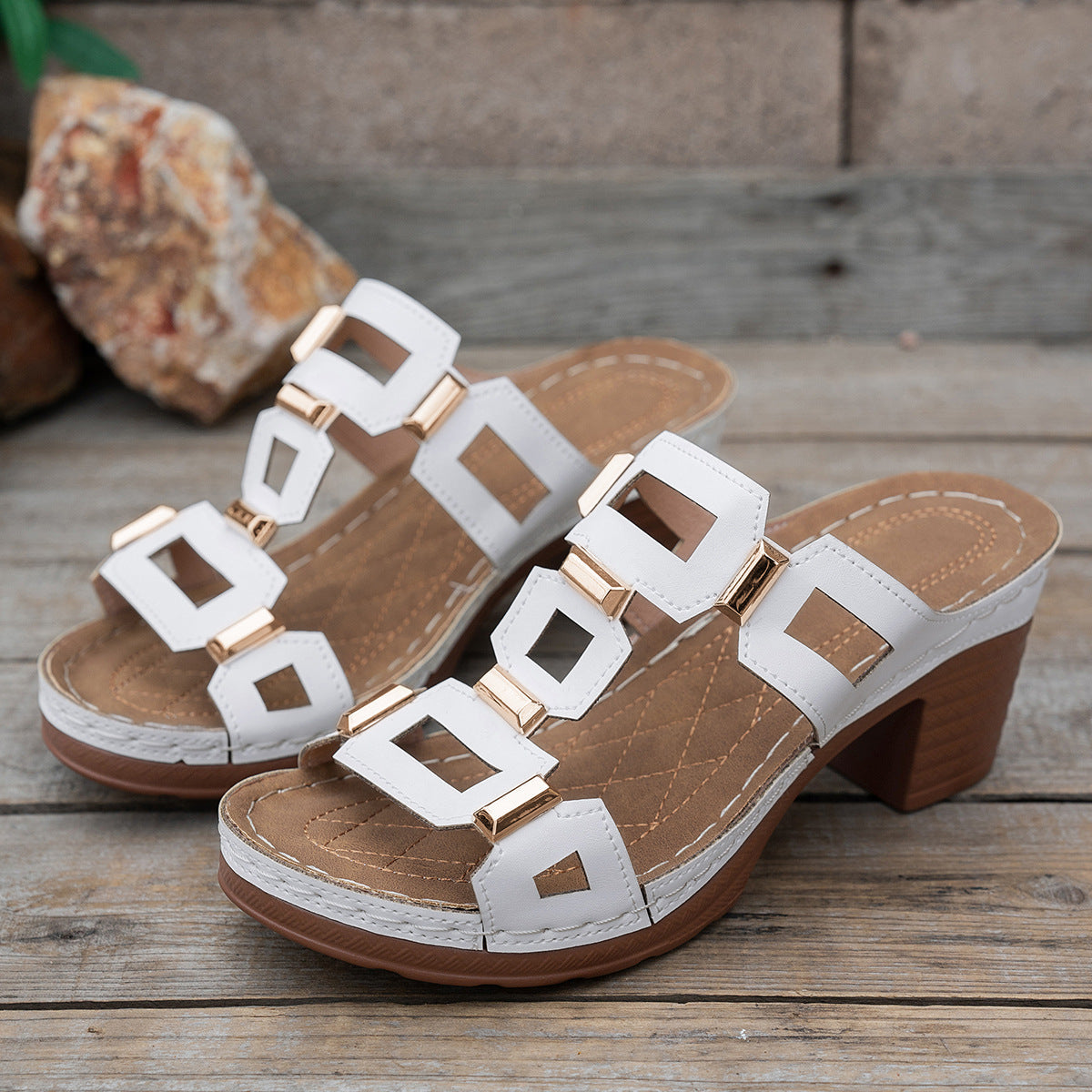 Damen Clogs mit modischer Applikation und stabiler Absatzhöhe R&B