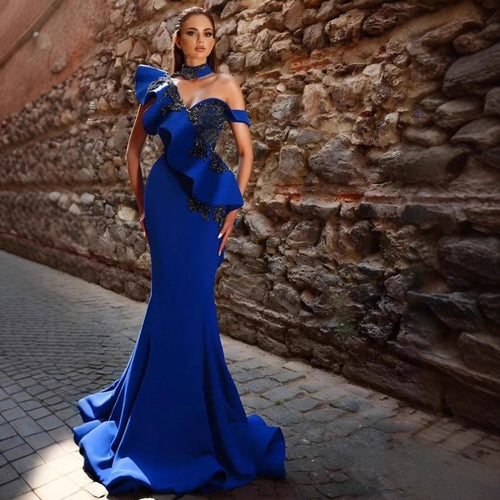 Damen Festliches Abendkleid mit asymmetrischem Design und schimmernden Applikationen R&B