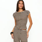 Damen Kurzarm Oberteil im Streifenlook mit Knopfdetails R&B