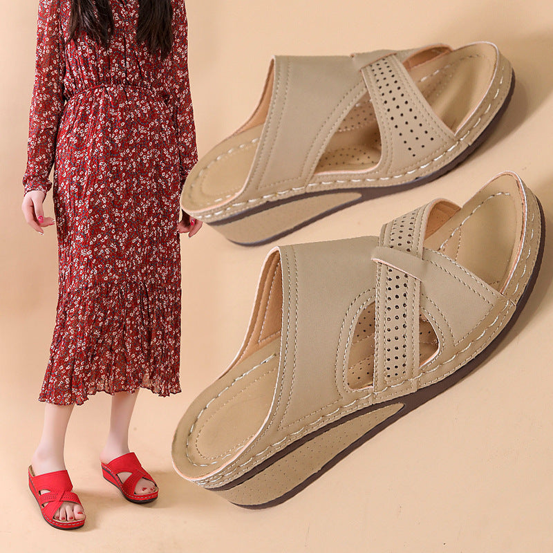 Damen Komfortable Wedge-Pantoletten mit elegantem Riemendesign R&B