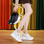 Damen Komfortable Slip-On Sneakers mit luftiger Oberflächenstruktur und rutschfester Sohle R&B