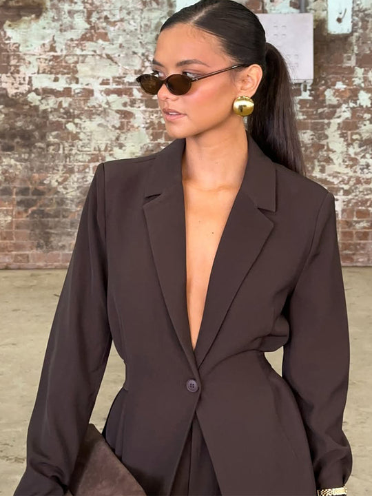 Damen Blazer mit tiefem V-Ausschnitt und eleganter Silhouette R&B