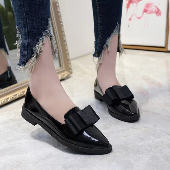 Damen Ballerinas aus Hochglanz-Leder mit eleganter Schleifen-Applikation R&B