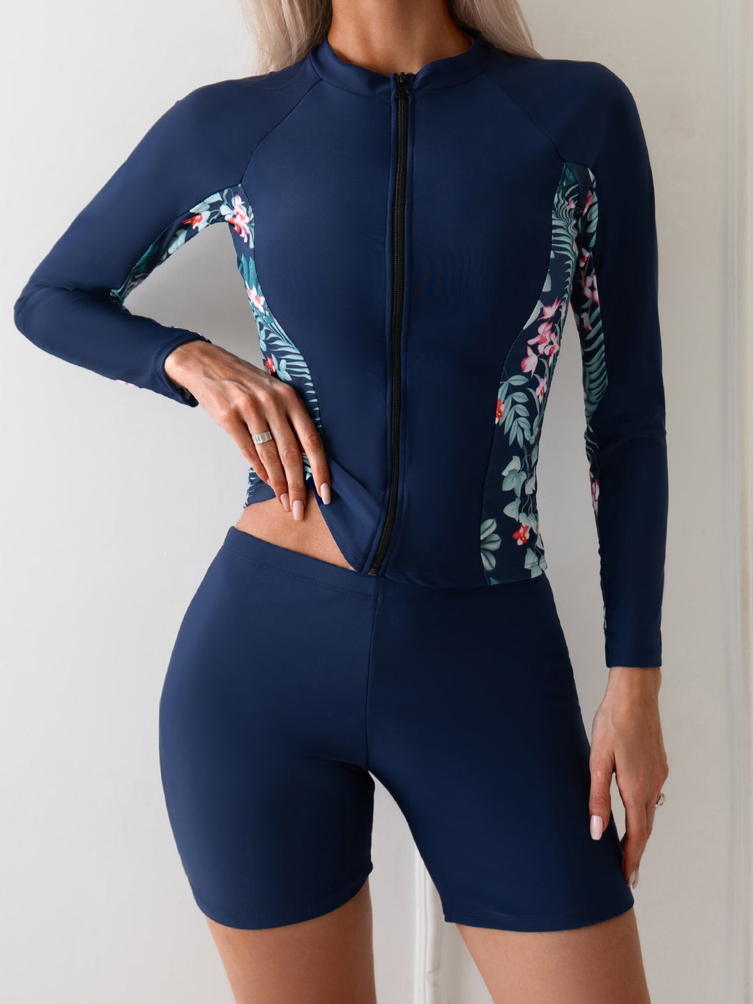 Damen Surfanzug mit langem Arm und floralen Akzenten R&B
