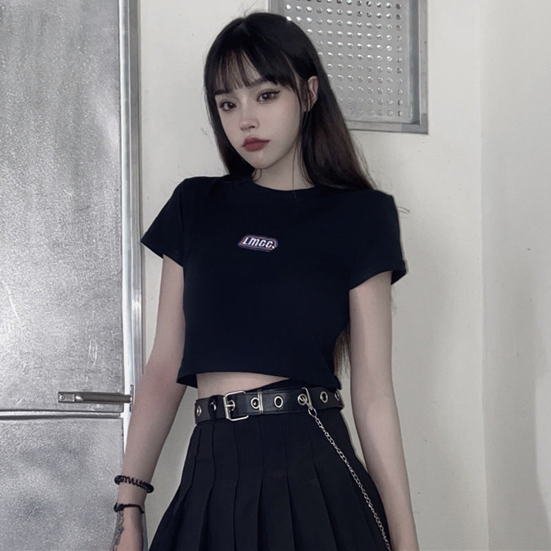 Damen Cropped T-Shirt mit kreativem Logo-Design und figurbetontem Schnitt