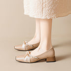 Damen elegante Ballerinas mit modischem Schleifenakzent und funkelnden Perlen