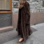 Damen Eleganter und flauschiger Langmantel aus Kunstfell R&B