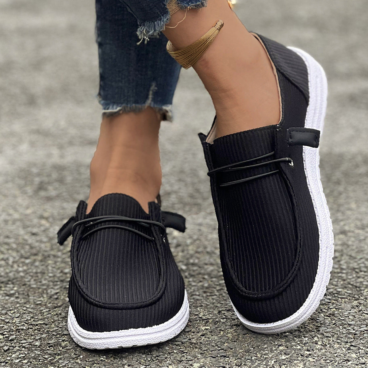 Damen komfortable Slip-On Schuhe mit seitlichem Gummizug und leichtgewichtiger Sohle R&B