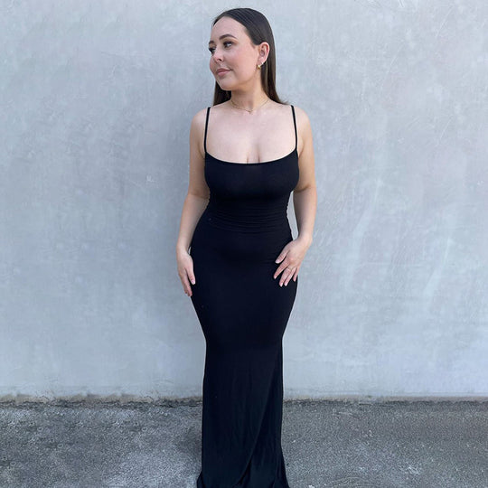 Damen Elegantes Langes Kleid mit schmalem Schnitt und feinen Trägern R&B
