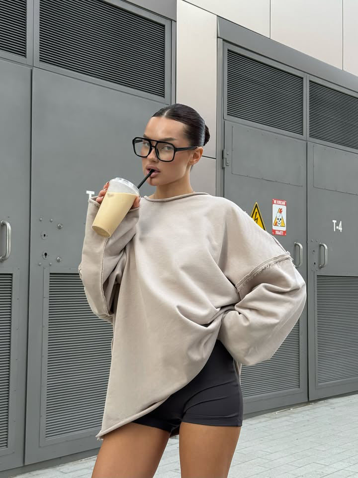 Damen stylischer Oversized Pullover mit modischen Ärmeldetails R&B