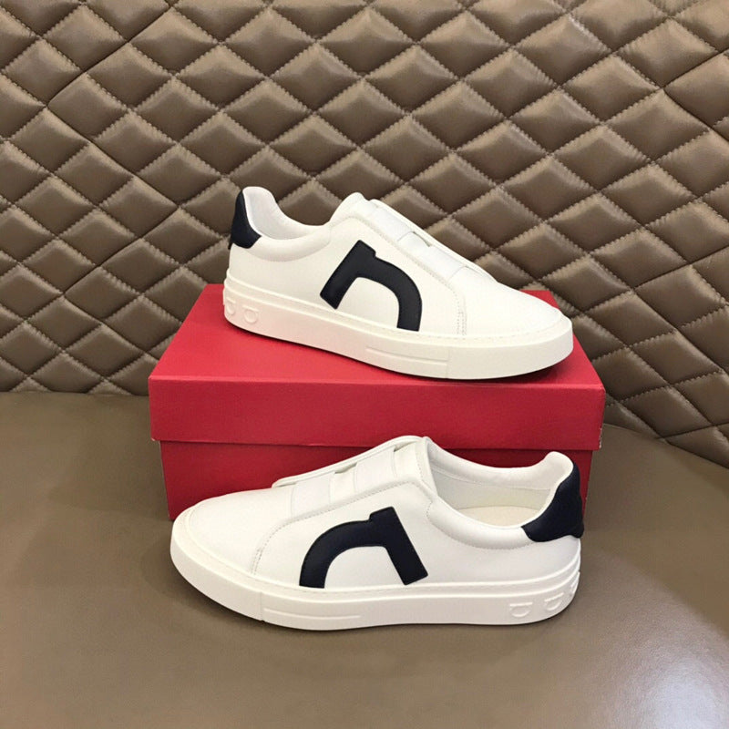 Damen Athletische Slip-On Sneakers mit modischem Akzent von R&B