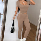 Damen Figurbetontes Sport-Set mit kurzärmligem Oberteil und hochgeschnittener Leggings R&B