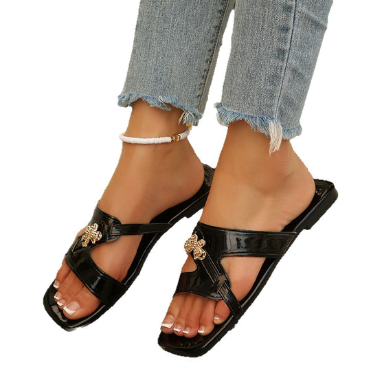 Damen modische Flachsandalen mit elegantem Blumendetail R&B