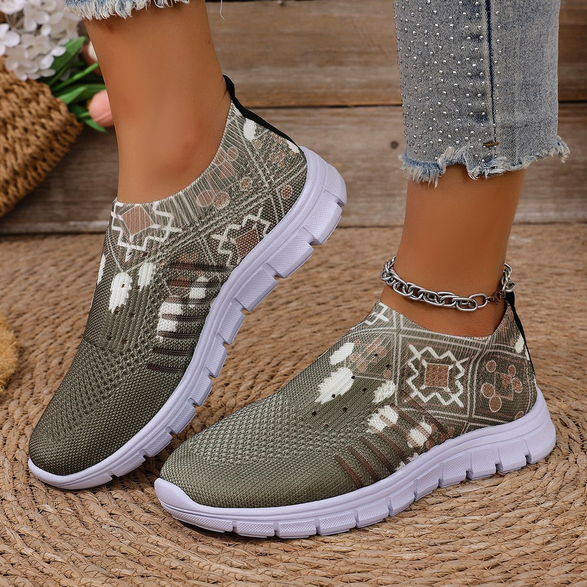 Damen Komfortable Slip-On Sneakers mit modischem Mustermix R&B