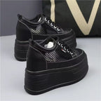 Damen Plateau Sneakers mit atmungsaktivem Netzdesign und rutschfester Sohle