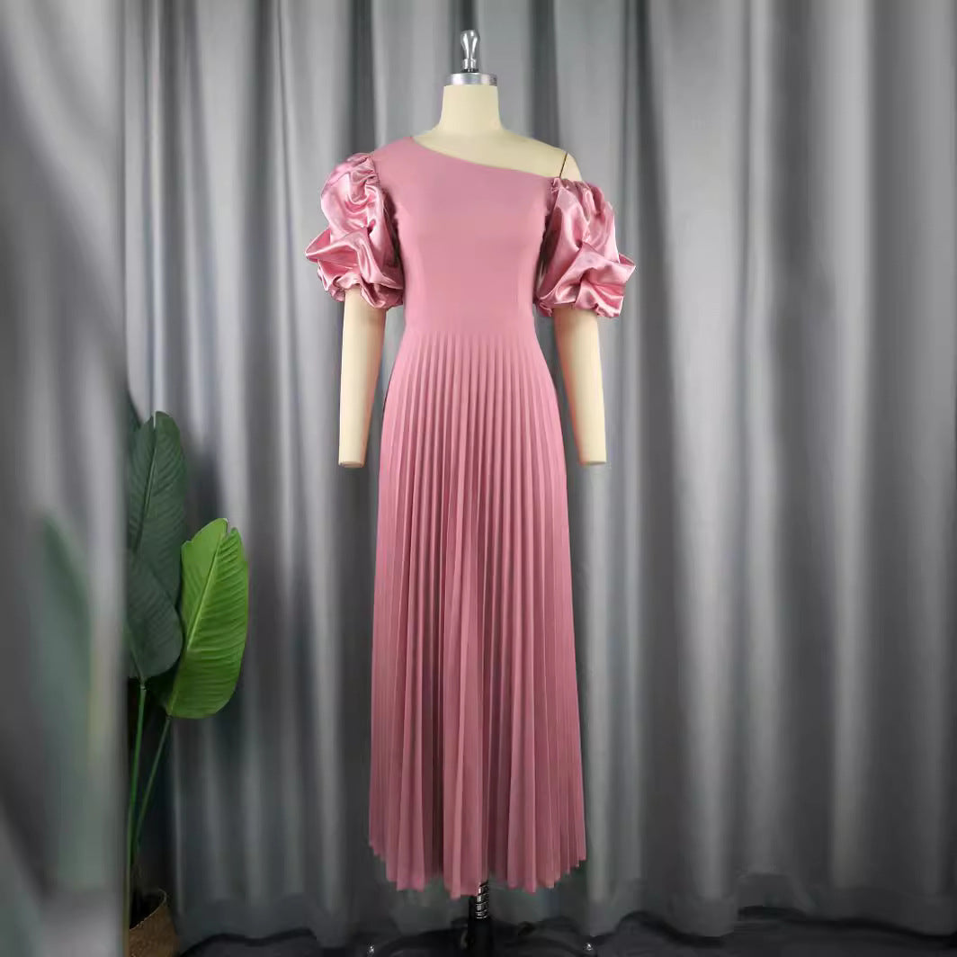 Damen elegantes Maxikleid mit asymmetrischem Schnitt und voluminösen Puffärmeln R&B