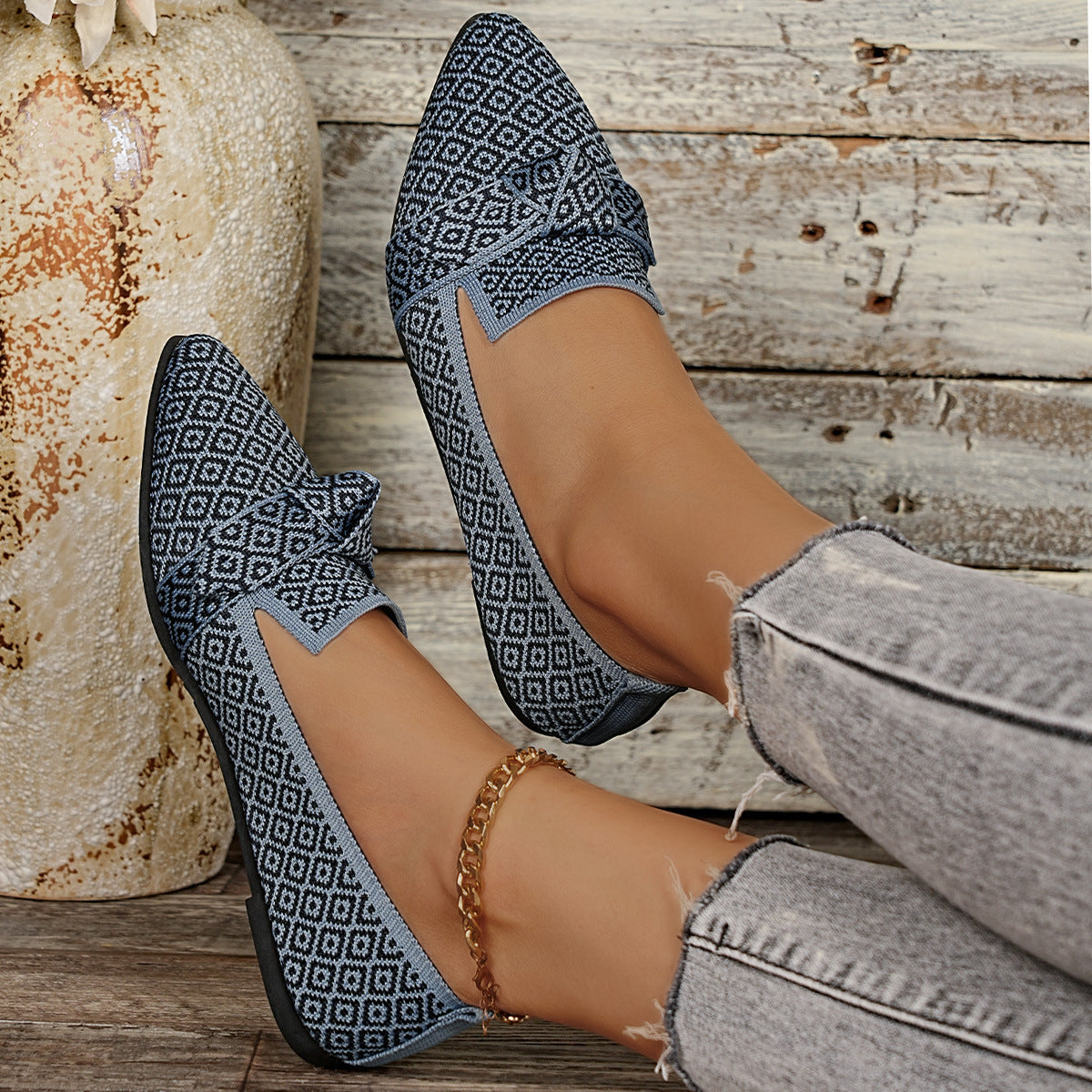 Damen Flache Slipper mit elegantem Muster R&B