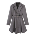 Damen gestreifte Blazerjacke mit definiertem Taillenschnitt und elegantem Gürtel R&B